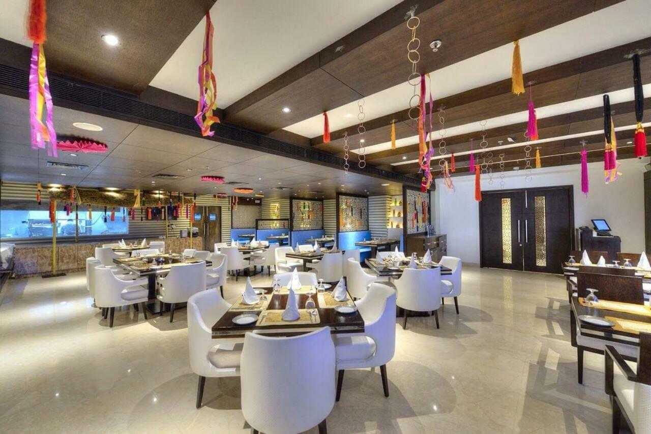 迪莱特大酒店 法里达巴德 外观 照片