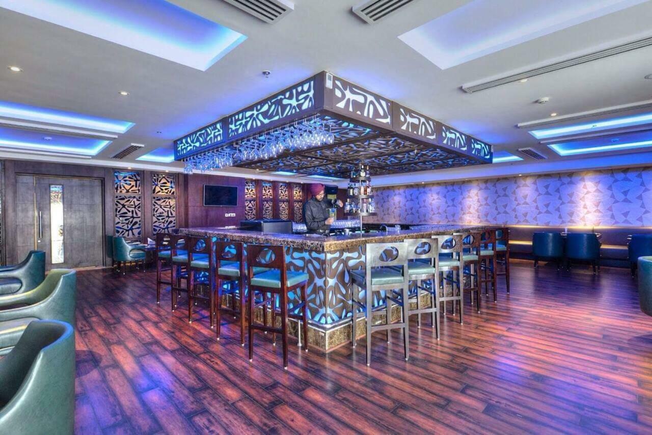 迪莱特大酒店 法里达巴德 外观 照片